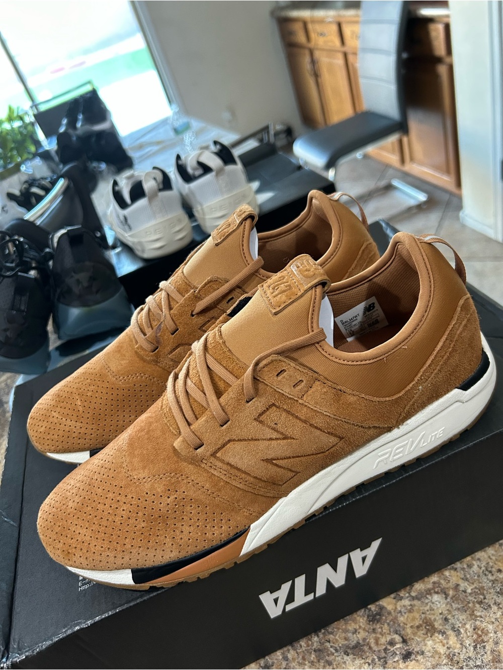 New Balance  MRL247WT Brown Suede Men’s Shoes Sz 10 Brand New No Box